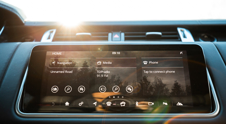 Where to Get Expert Land Rover Infotainment Repairs in Kingsland