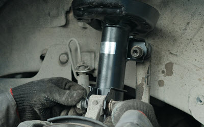 Volvo Front Strut Repair | Royalty Auto Service